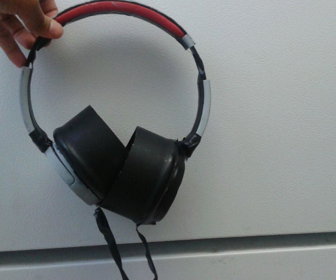 Beats by Breanna & Sumiko (DIY Headphones)