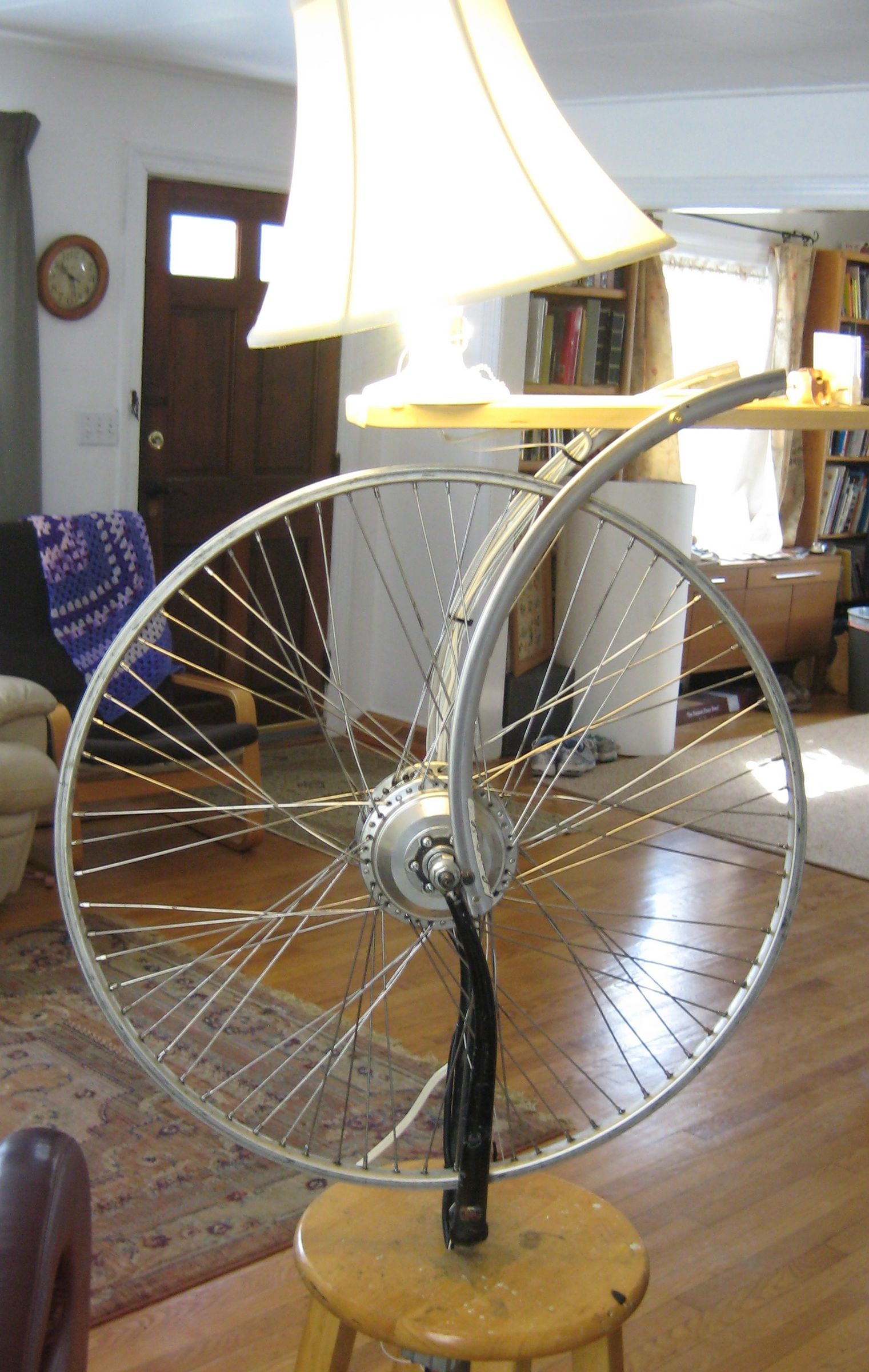 Homage to Duchamp's Bicycle Wheel - a Dual Mode Led Lamp (DC Hub Generator or AC Plugin)