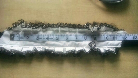 Measure Button Holes