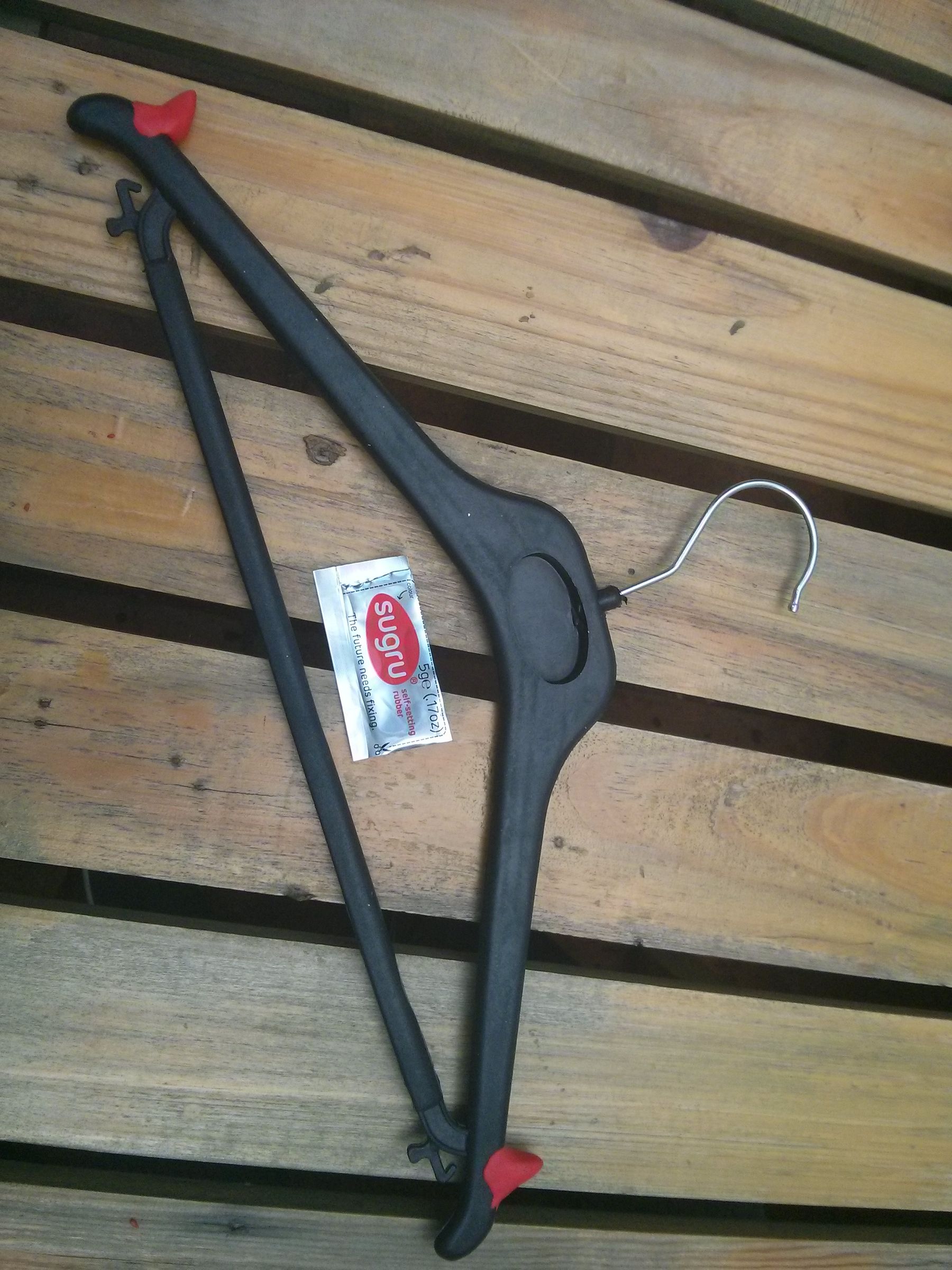 Sugru Cloth Hanger Helpers