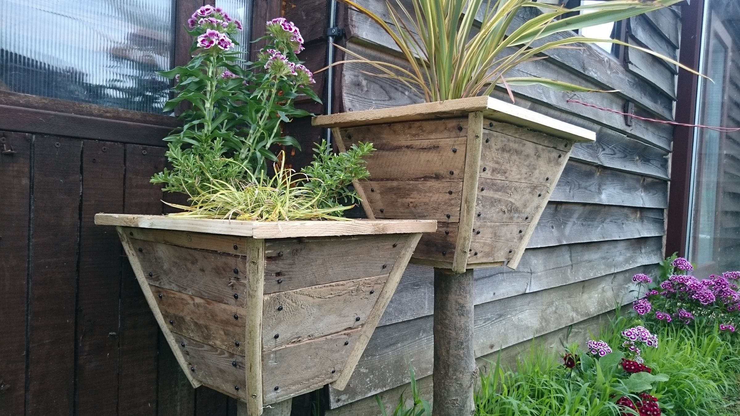 Rustic Pyramid Planter - Image 1