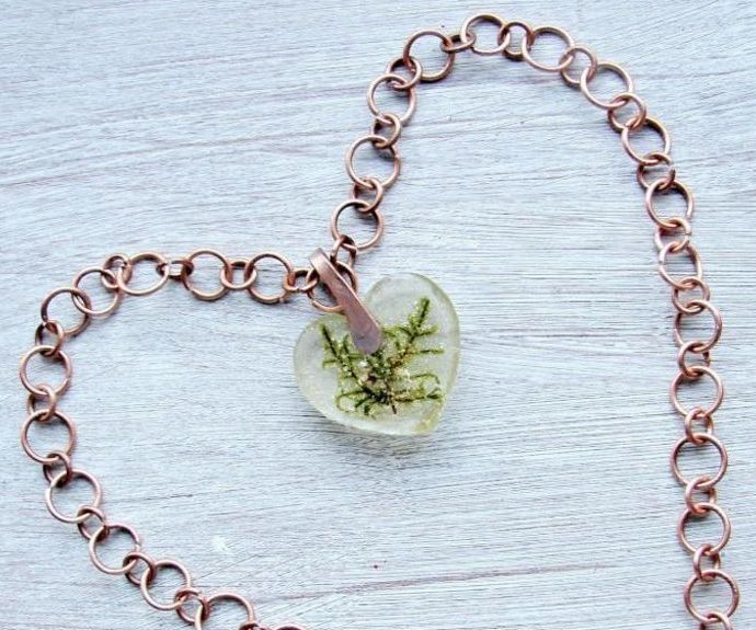 Handmade Transparent Pendant With Moss Inside