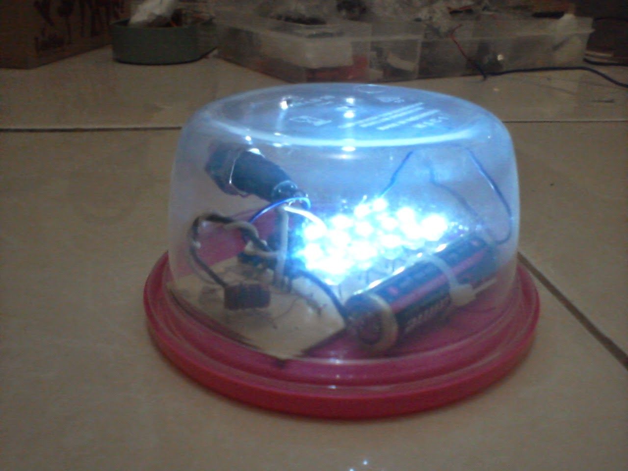 DIY 1,5 V to Light Up 15 LED : 5 Steps - Instructables
