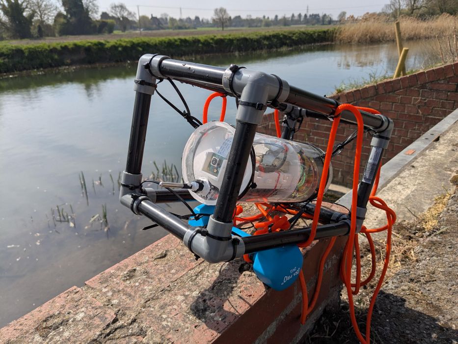Sensea: DIY Underwater Explorer With Raspberry Pi, Camera & Temperature ...