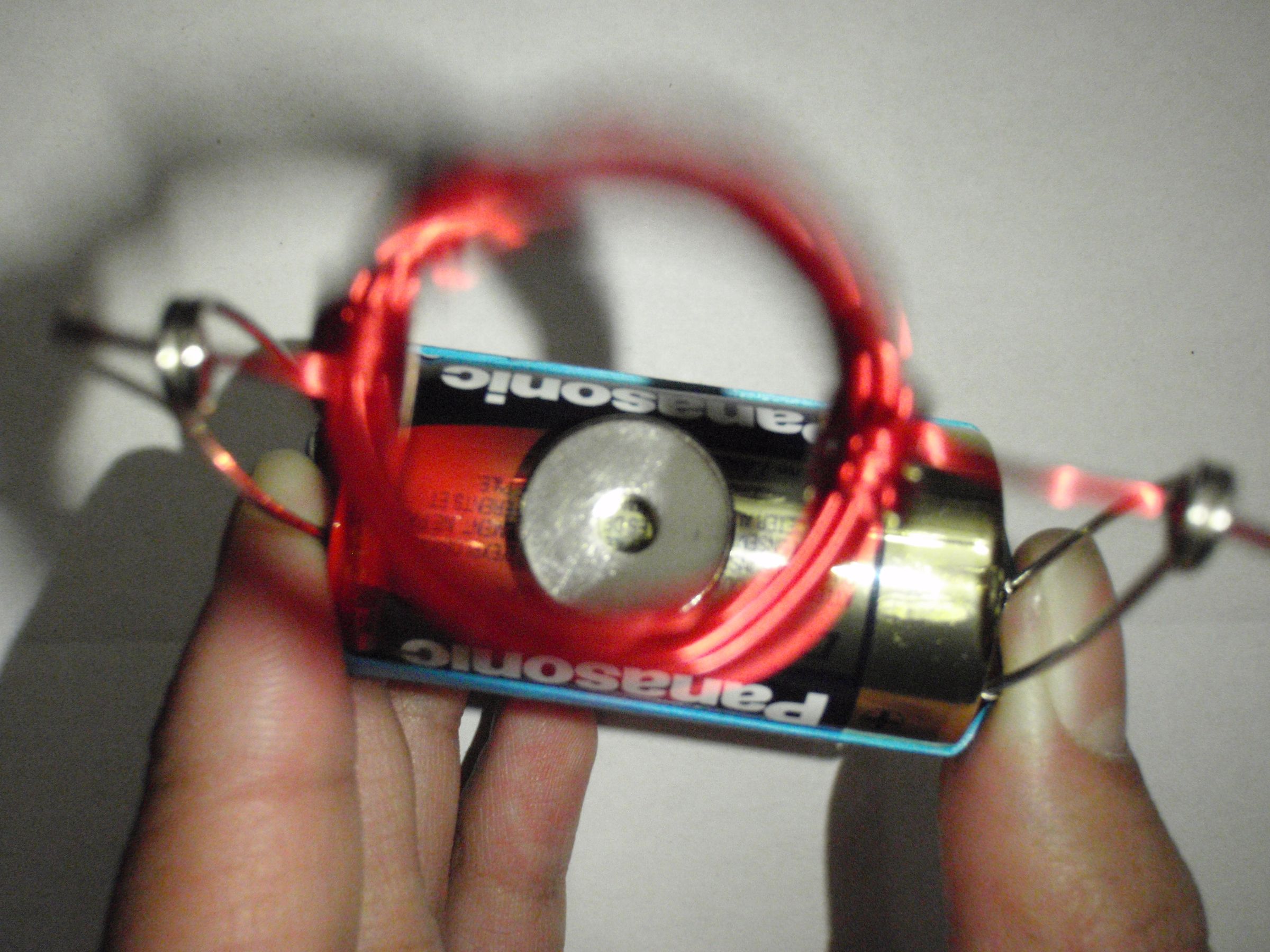 5 Minute DIY Motor