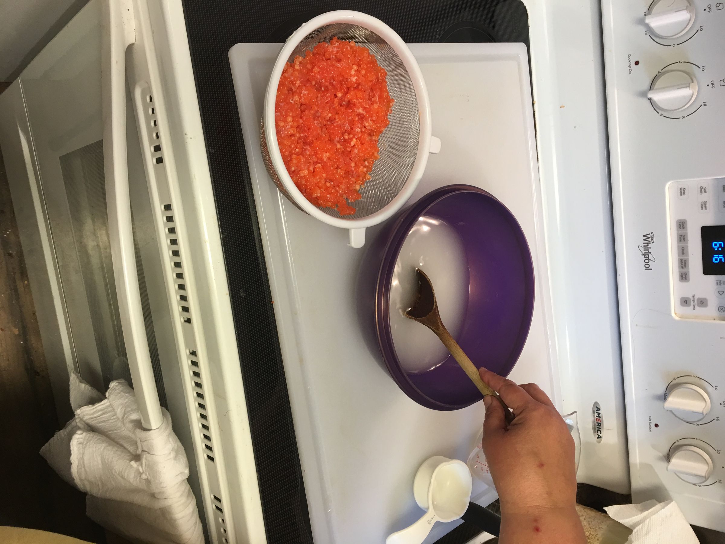 how to cook salmon caviar
