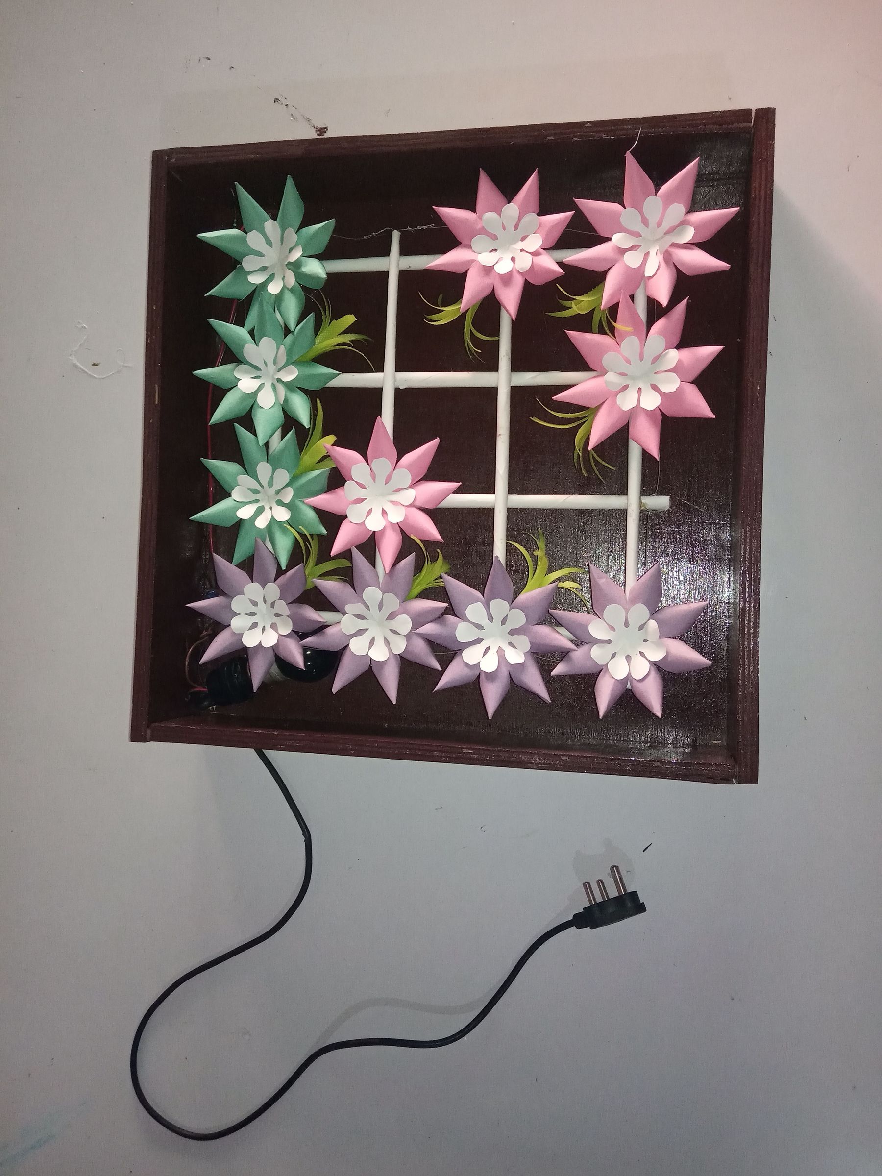 LED Wall Hanging Flower 6 Steps Instructables