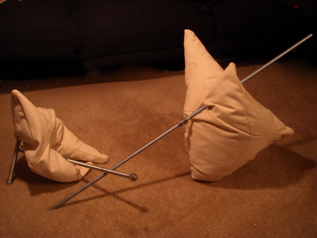 Geometric Pillow Forms