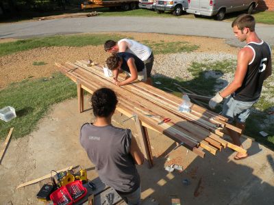 Scrap Table : 4 Steps (with Pictures) - Instructables