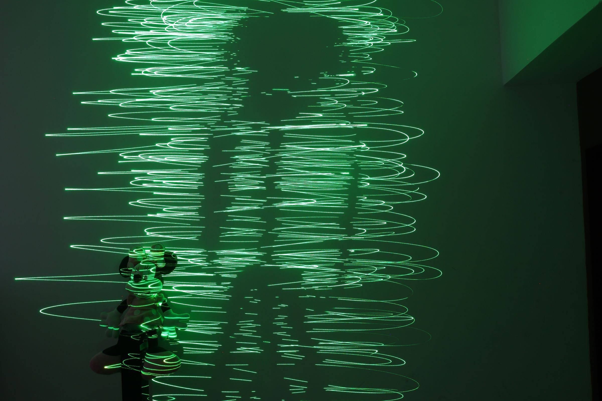 Capture in Time : Laser Photography.