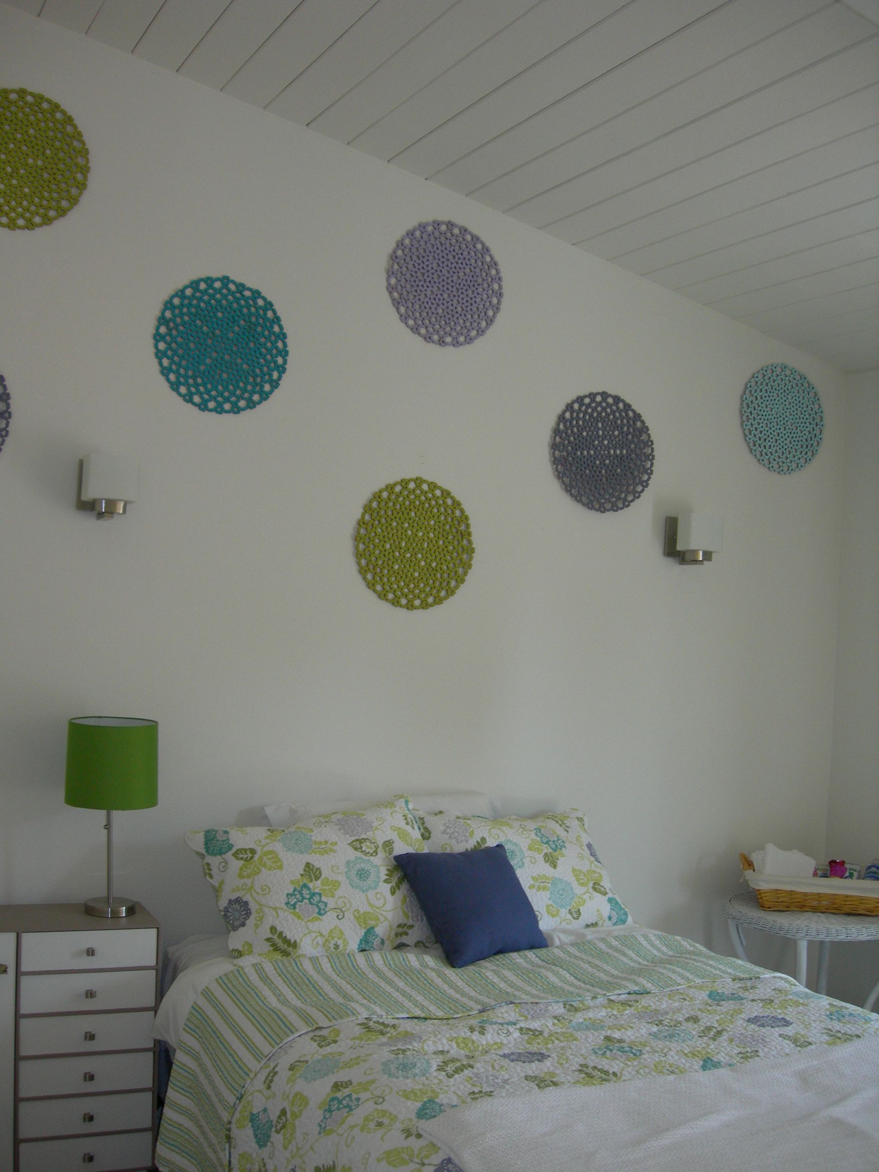 Placemat Into Wall Art Instructables