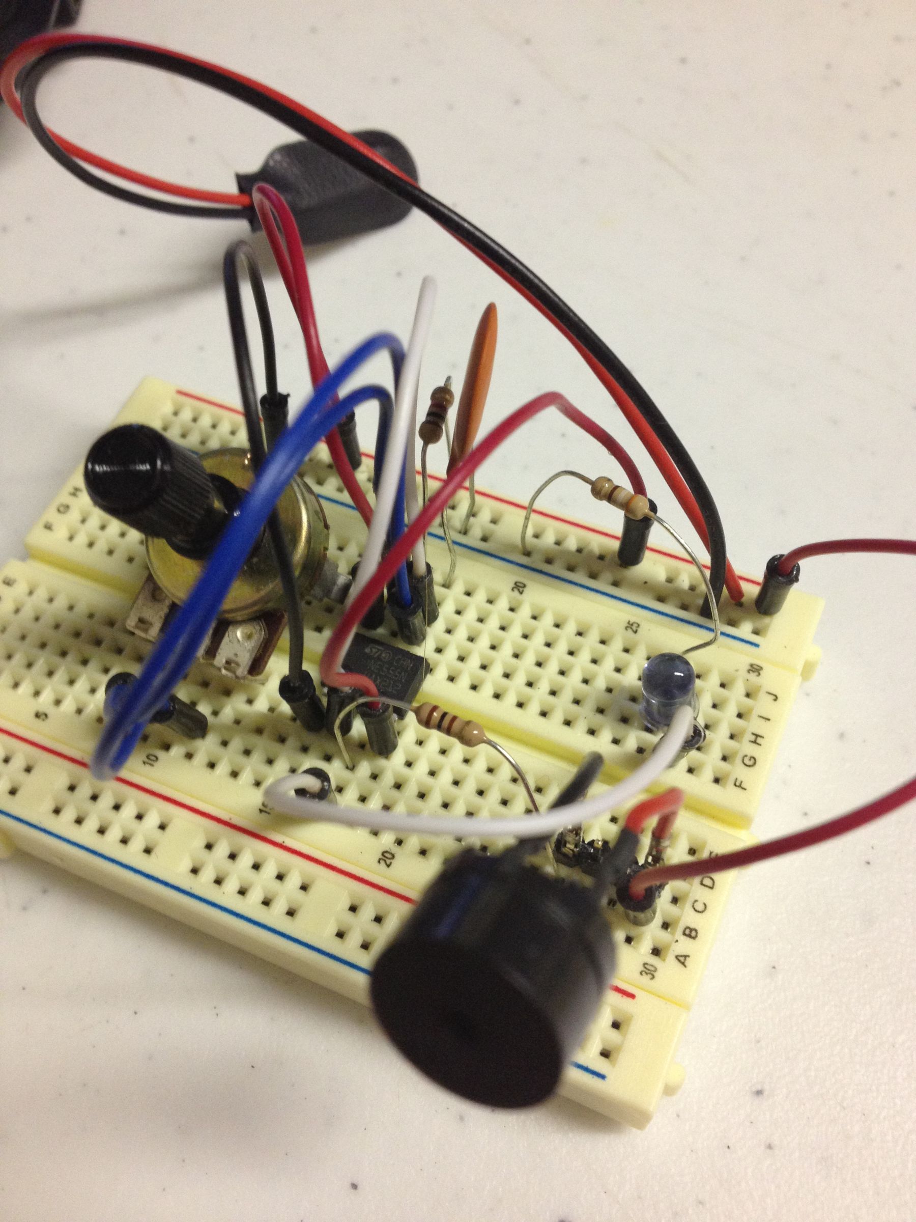 Annoy Your Kids With a 555 Timer