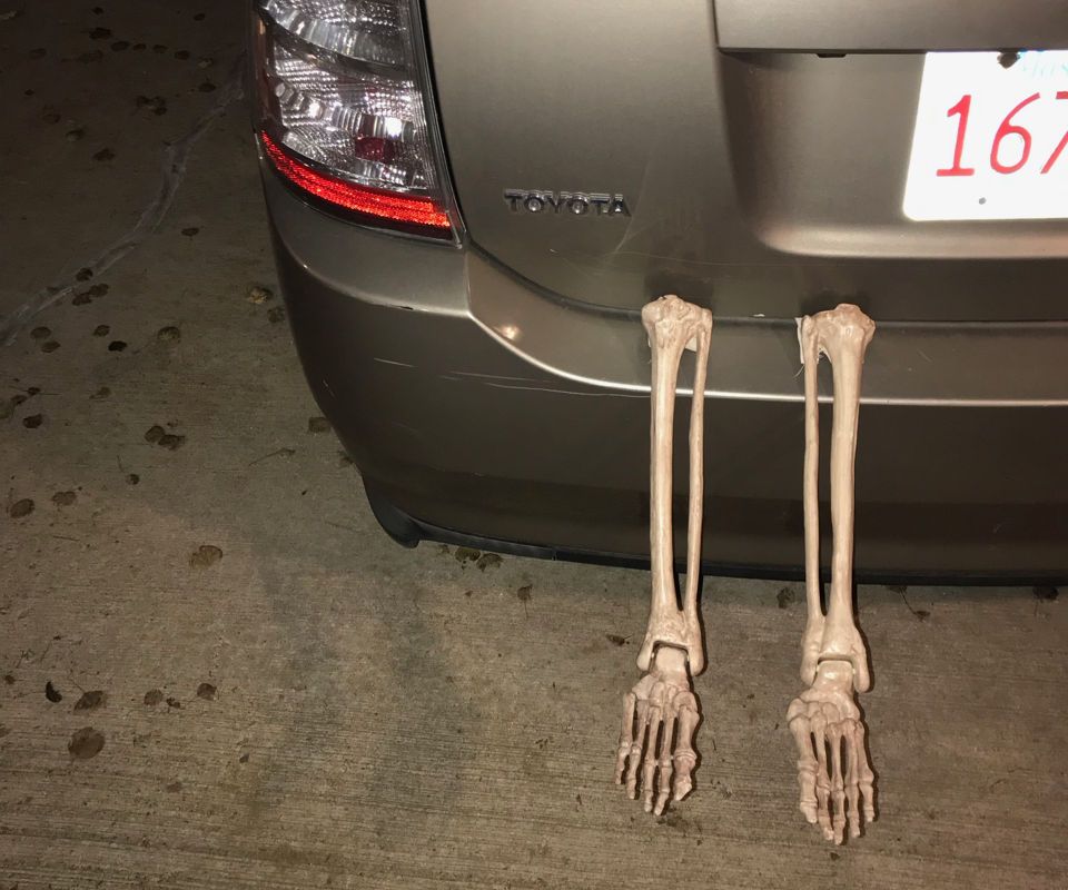 Skeleton in the Trunk - Car Decoration