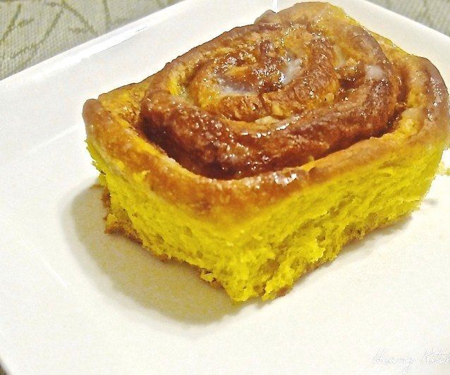Pumpkin Walnut Cinnamon Buns