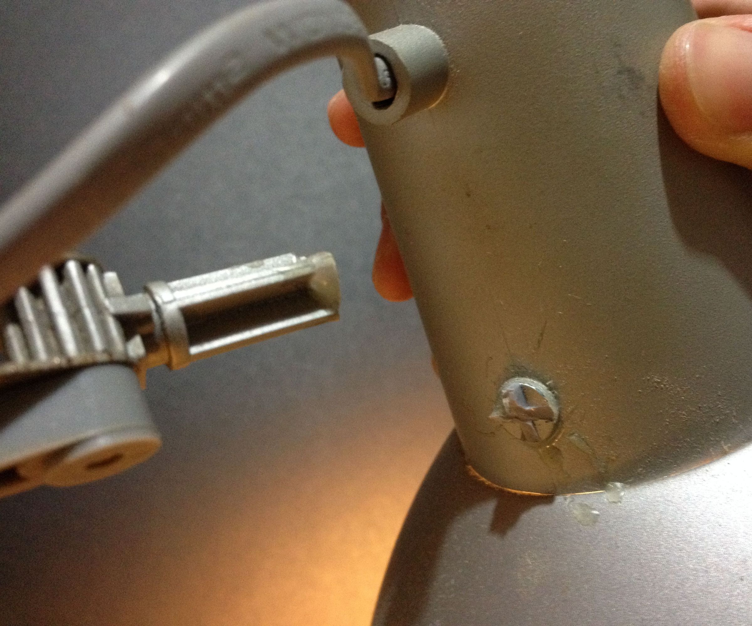 Desklamp Repair With Oogoo and Epoxy Glue