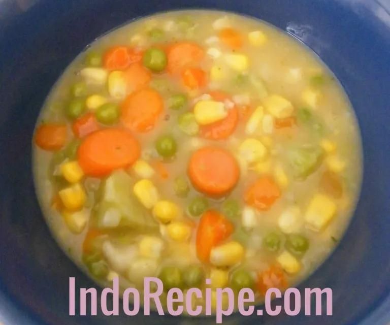 Mixed Veggies Stew (Hungarian Dish)
