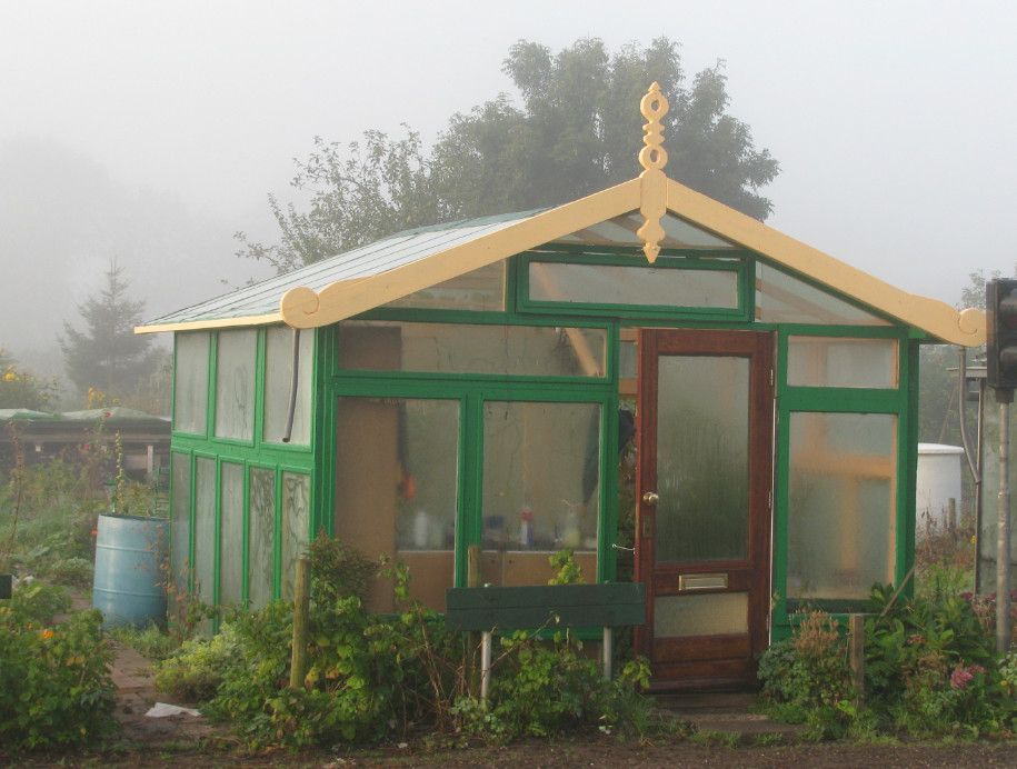 High end greenhouse, 100 % recycled materials