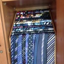 Tie rack