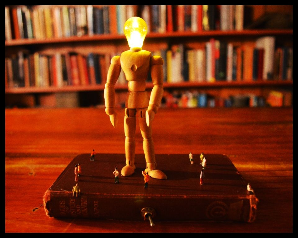 Daliesque Book Light