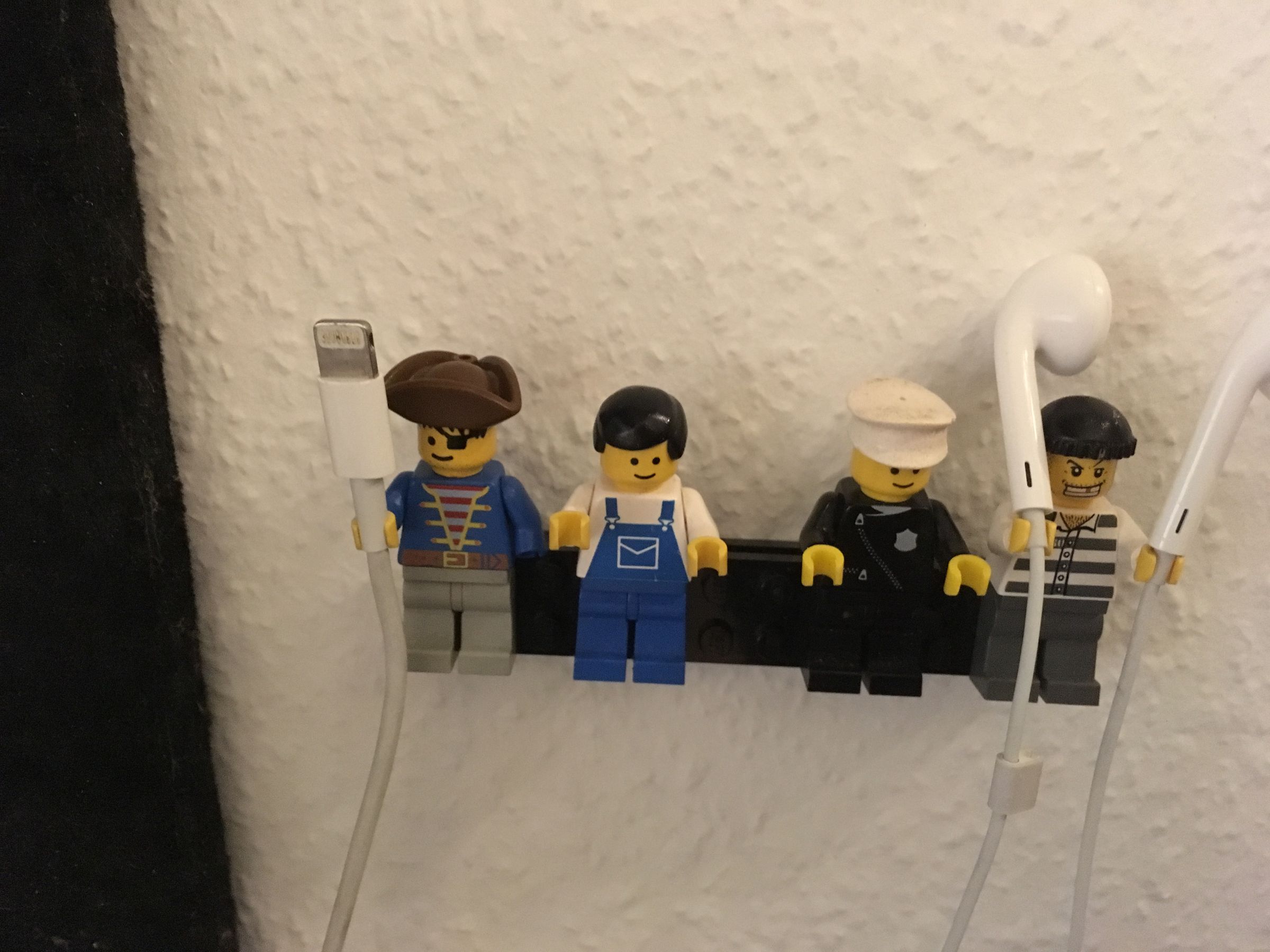 LEGO Cableholder