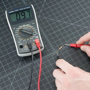 Make Sure the Variabele Resistor Is at 5k Ohm
