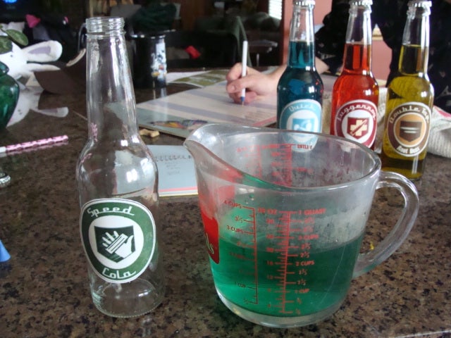 Call of Duty Zombies Perk Cola Bottles!!! : 8 Steps (with ...
