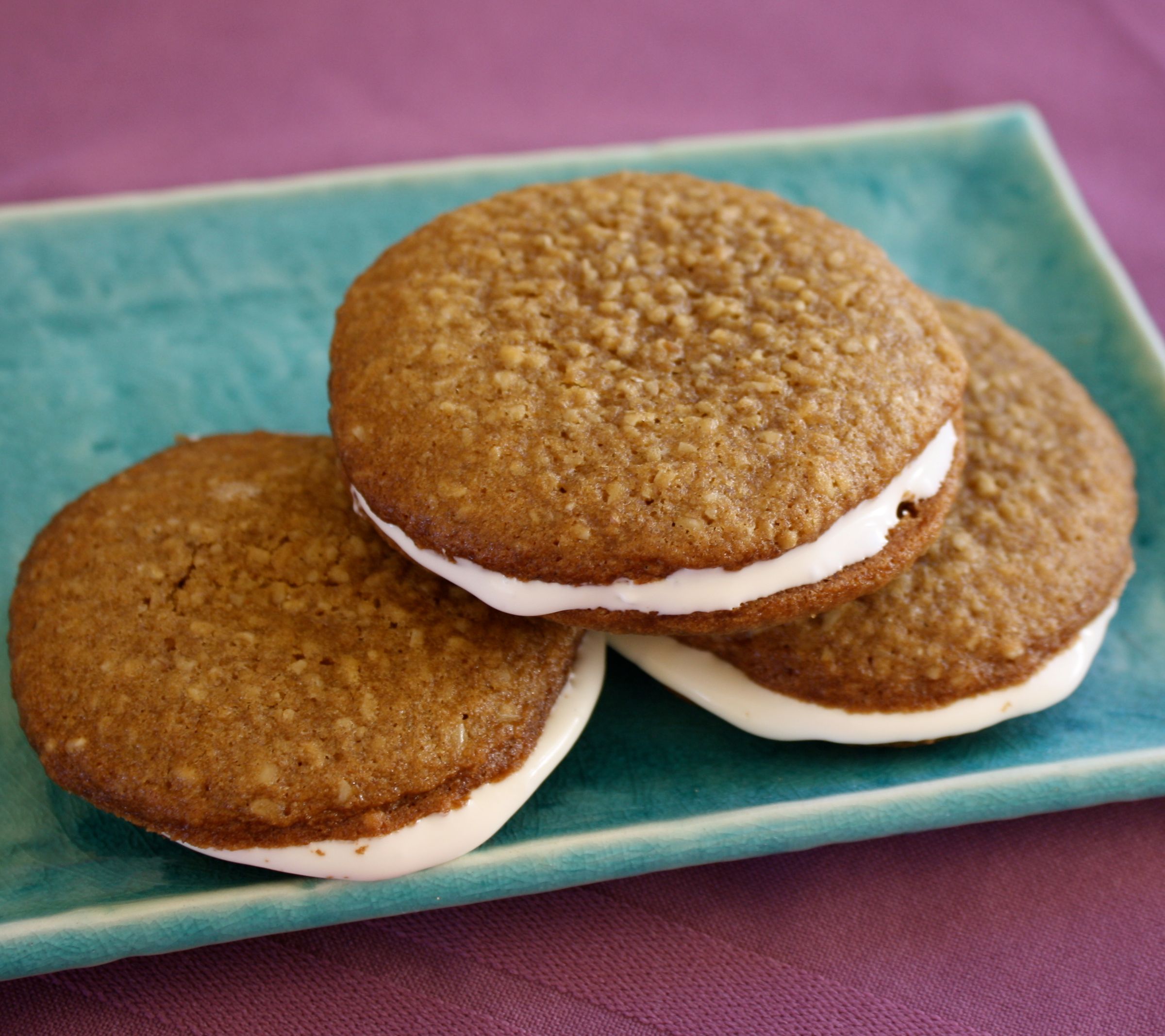 Homemade Oatmeal Creme Pies