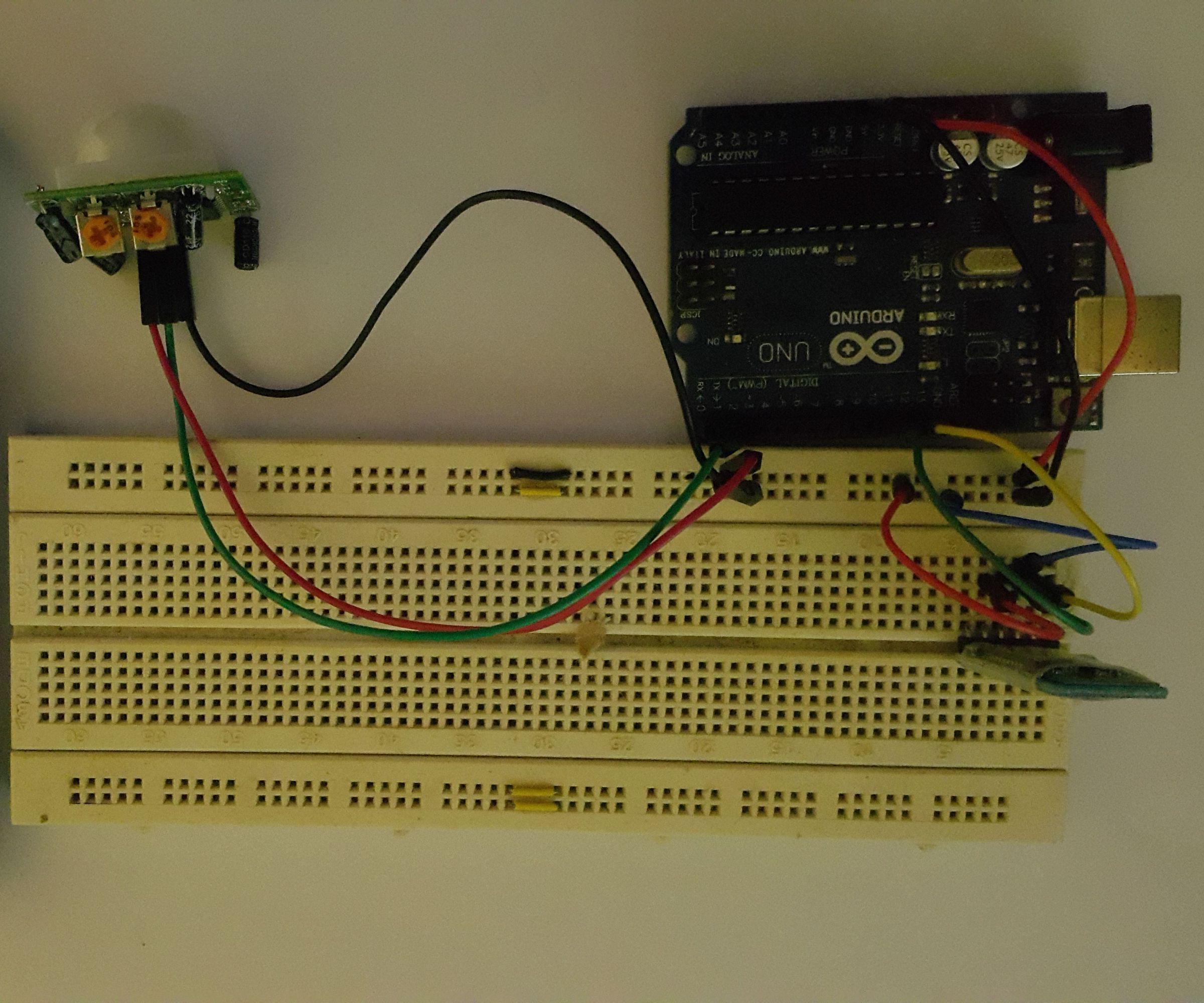 Motion Camera Alarm With Bluetooth and Arduino
