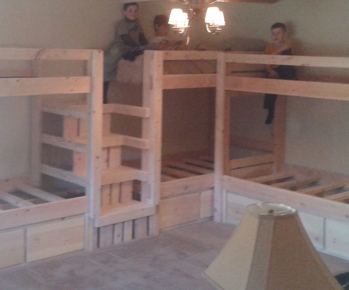 Twin/Twin Bunk Bed Set, Montana Style!