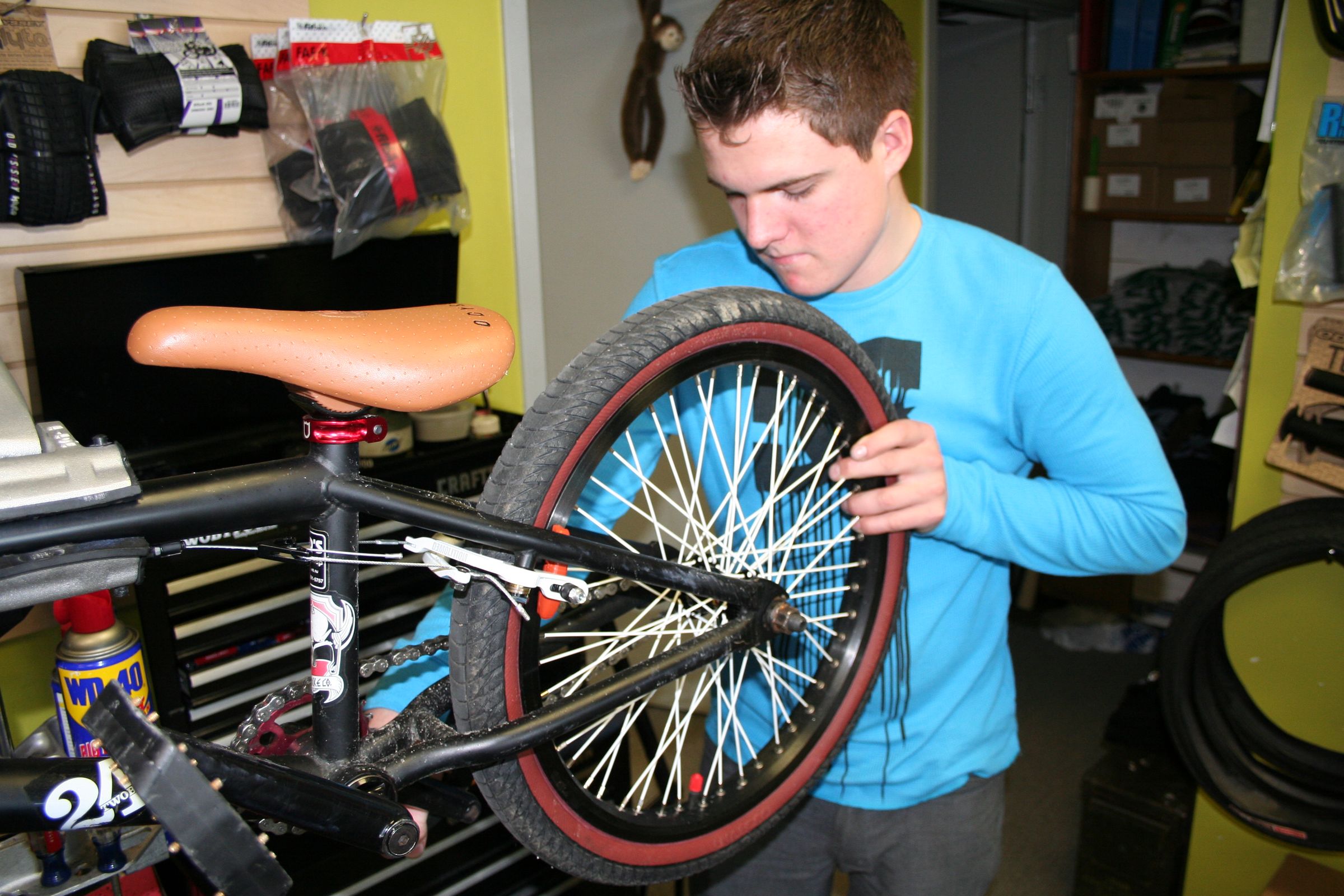 Changing a Bicycle Tube 11 Steps (with Pictures) Instructables