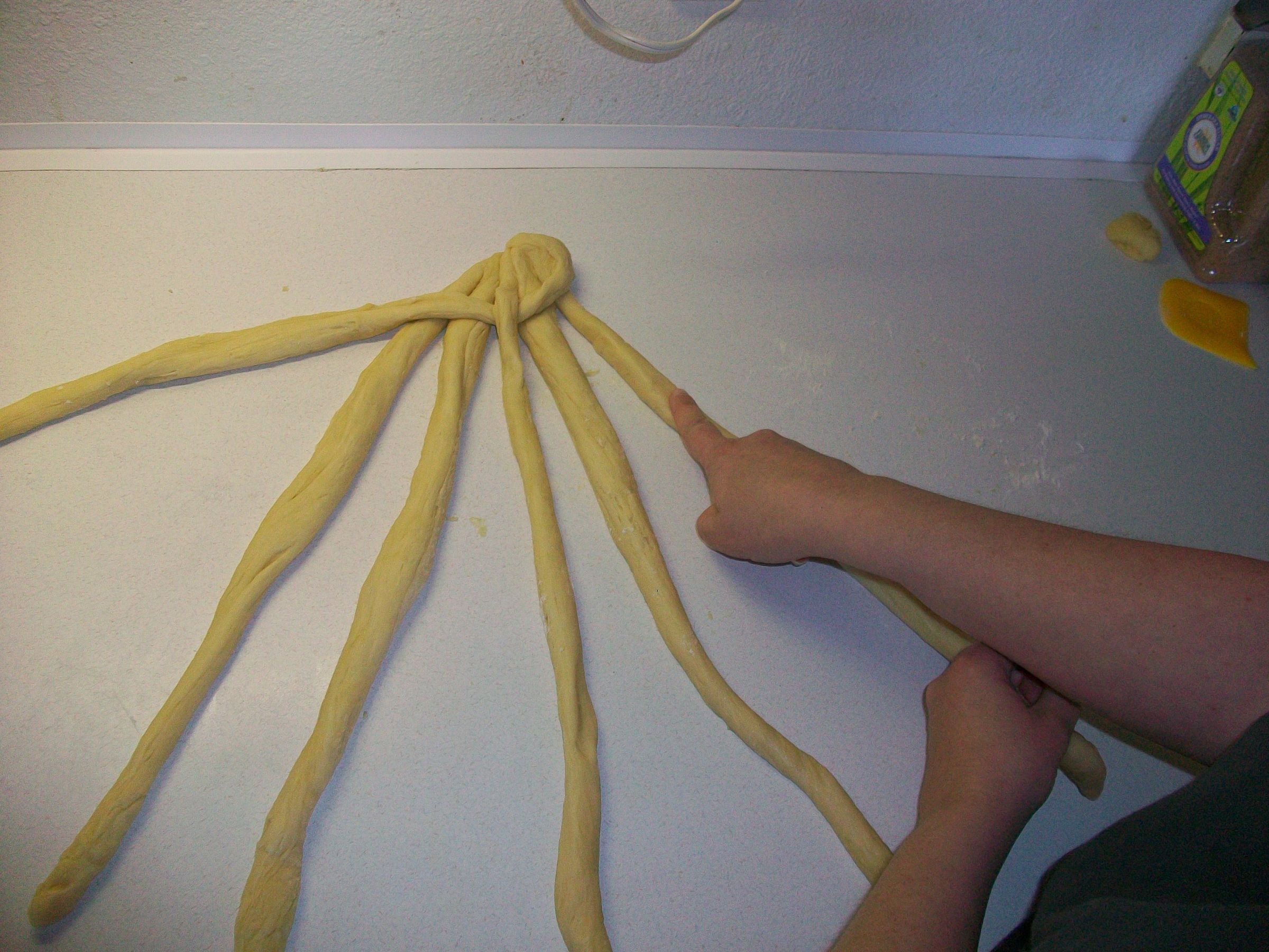 How to Braid Challah - 6 Strand Method : 3 Steps - Instructables