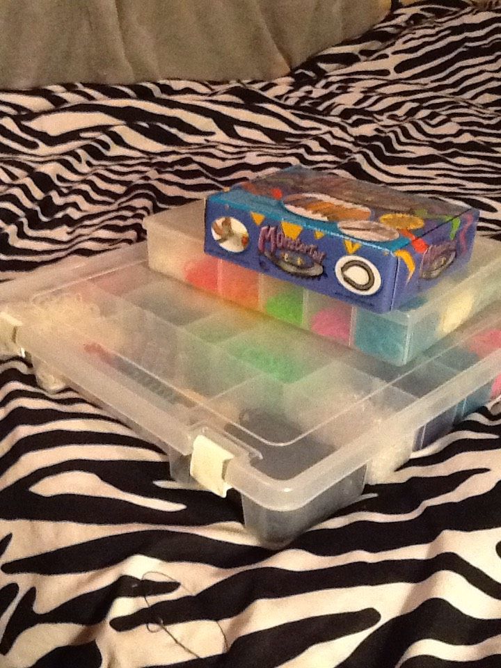 How I Organize My Rainbow Loom Case(s)