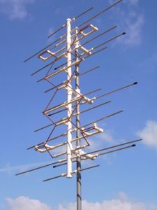 GH10n3 Gray-Hoverman TV Antenna