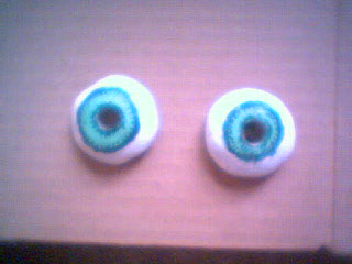 cheap and easy halloween eye buttons