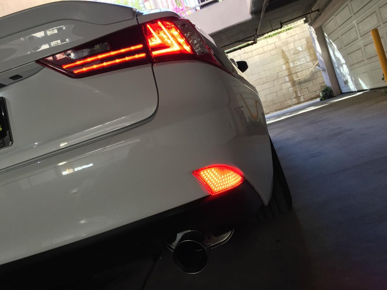 Install Lexus IS LED Rear Bumper Reflector : 7 Steps - Instructables