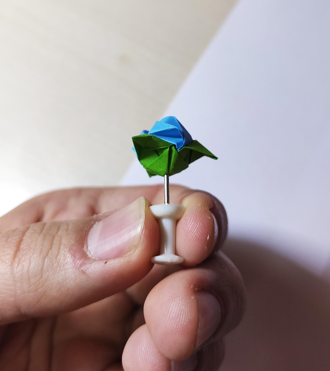 Mini Origami Rose Earrings : 9 Steps (with Pictures) - Instructables