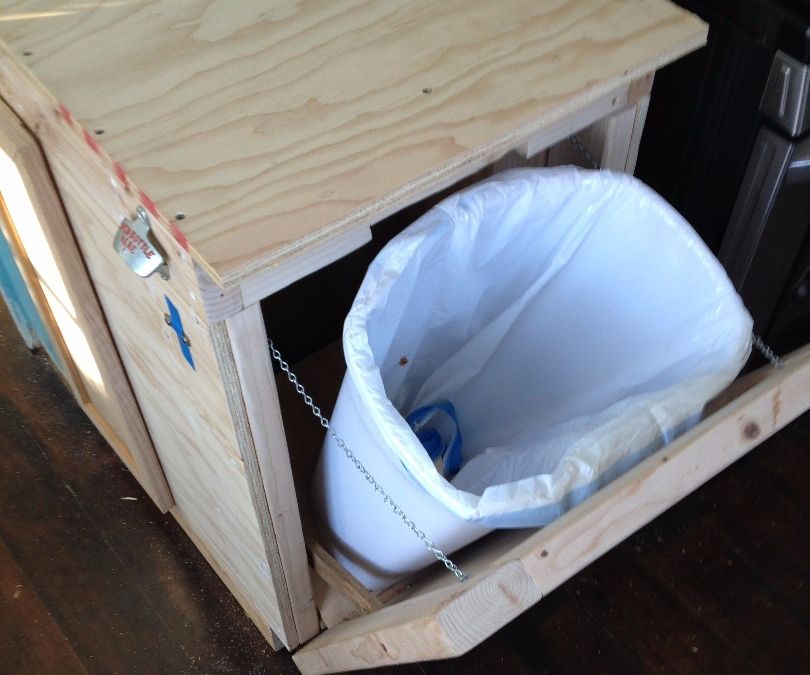 Trash Can Hiding Cabinet