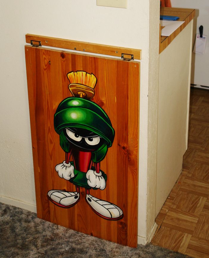 Wall Art/drop Leaf Table