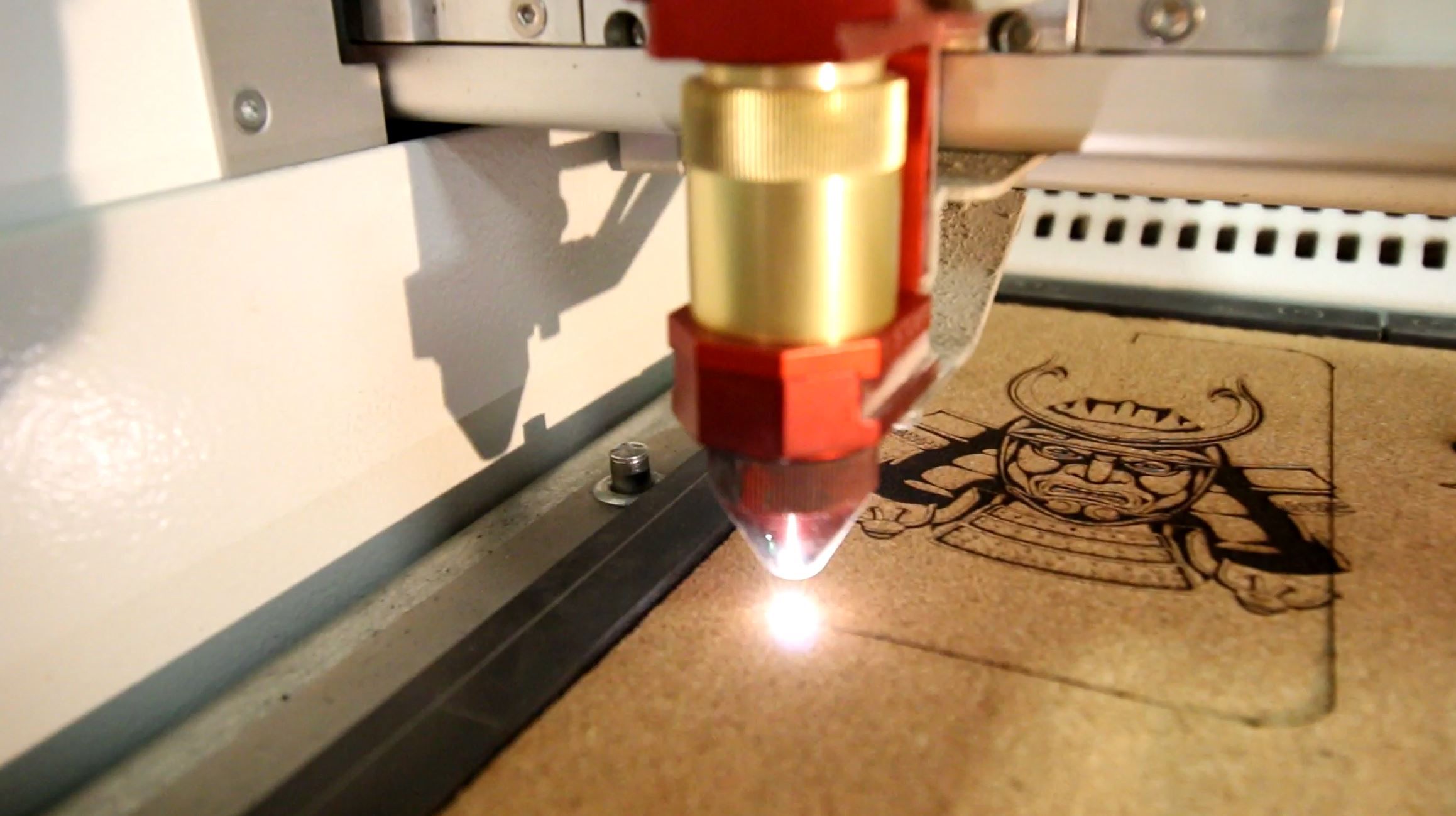 Laser Engraved Cork Cell Phone Covers 6 Steps (with Pictures