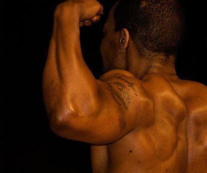 Build Muscles Fast With These Foods