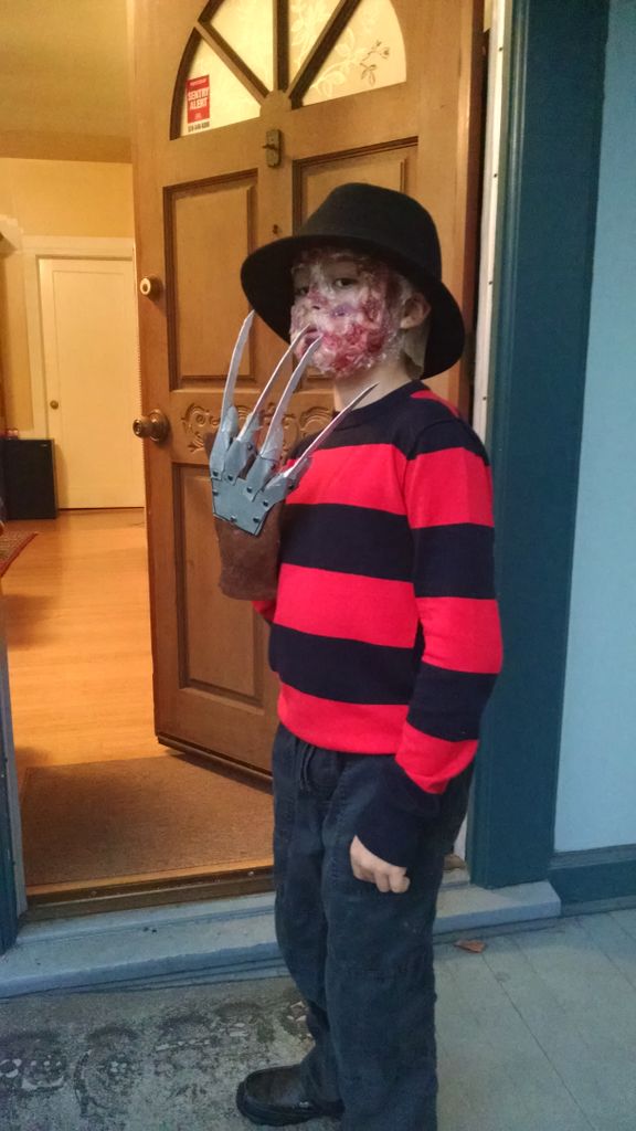 Master the Freddy Krueger Look Makeup Tips & Tricks Master the Freddy Krueger Look Makeup Tips & Tricks