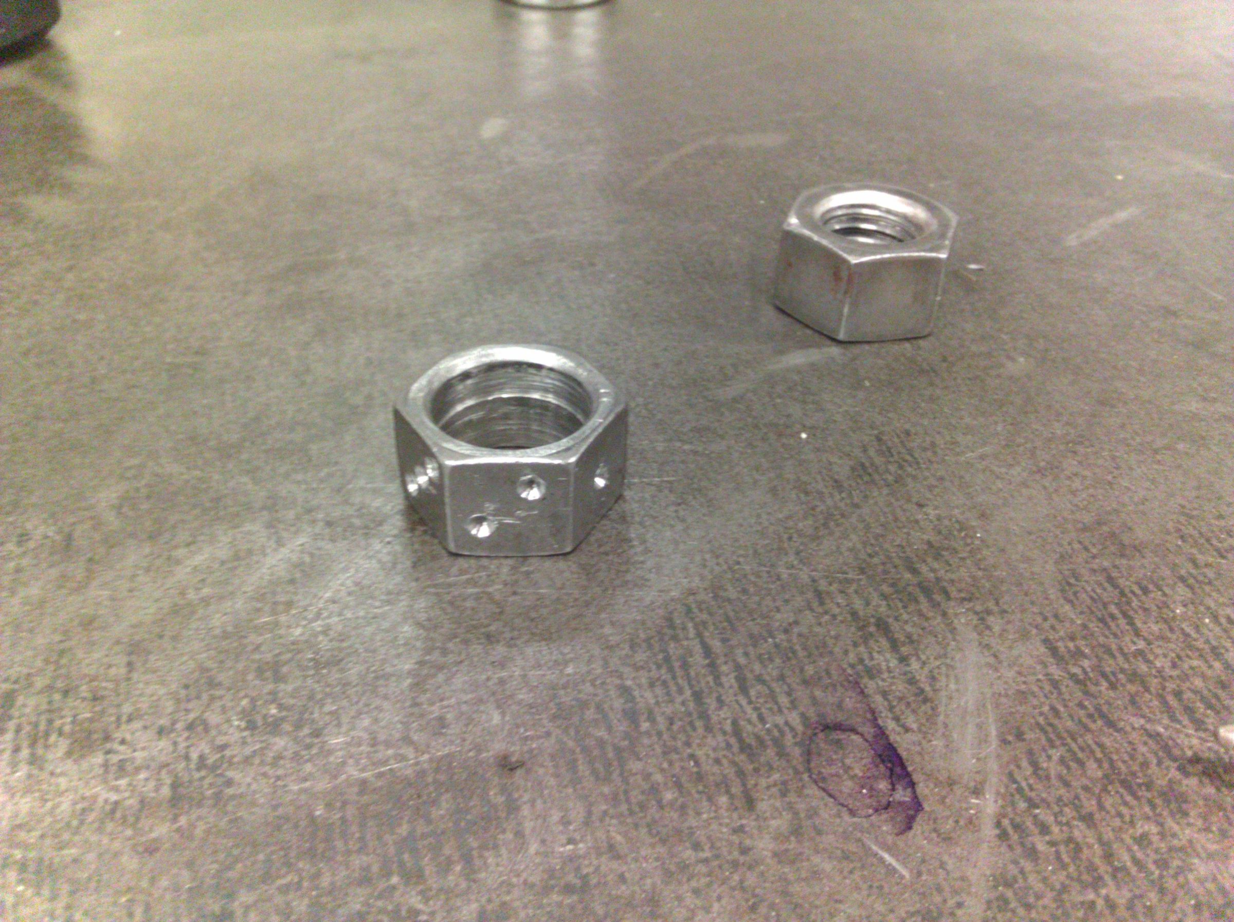 Making a 6d ring/dice combo from a nut