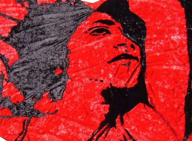 Digital Image to Personalized Heart-shaped Fabric Cover