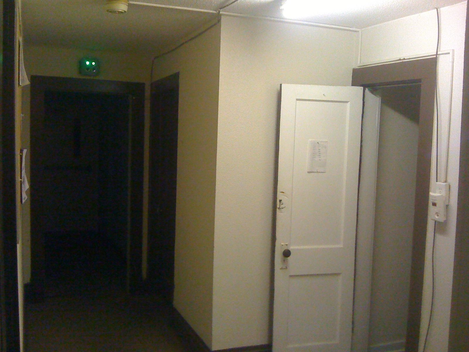 Bathroom Status Indicator Lights and Automatic Switch 4 Steps (with