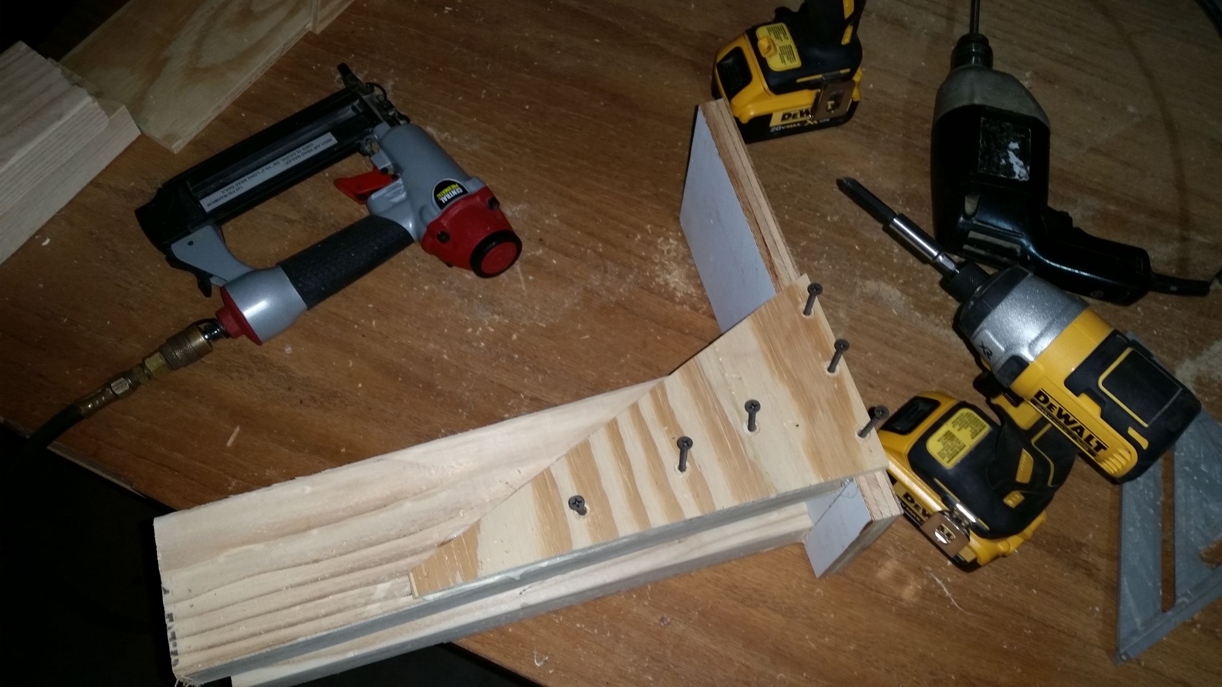 Long Handle Tool Storage Rack 3 Steps (with Pictures) Instructables
