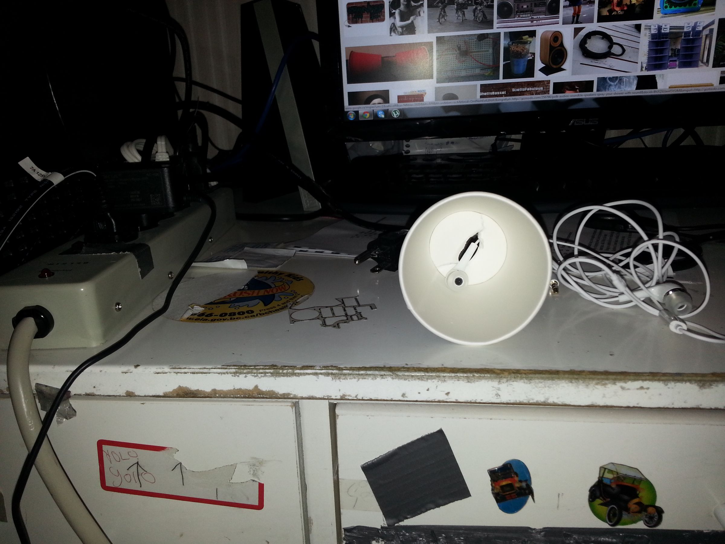 Ghetto Speakers (cup Earbud Amps)