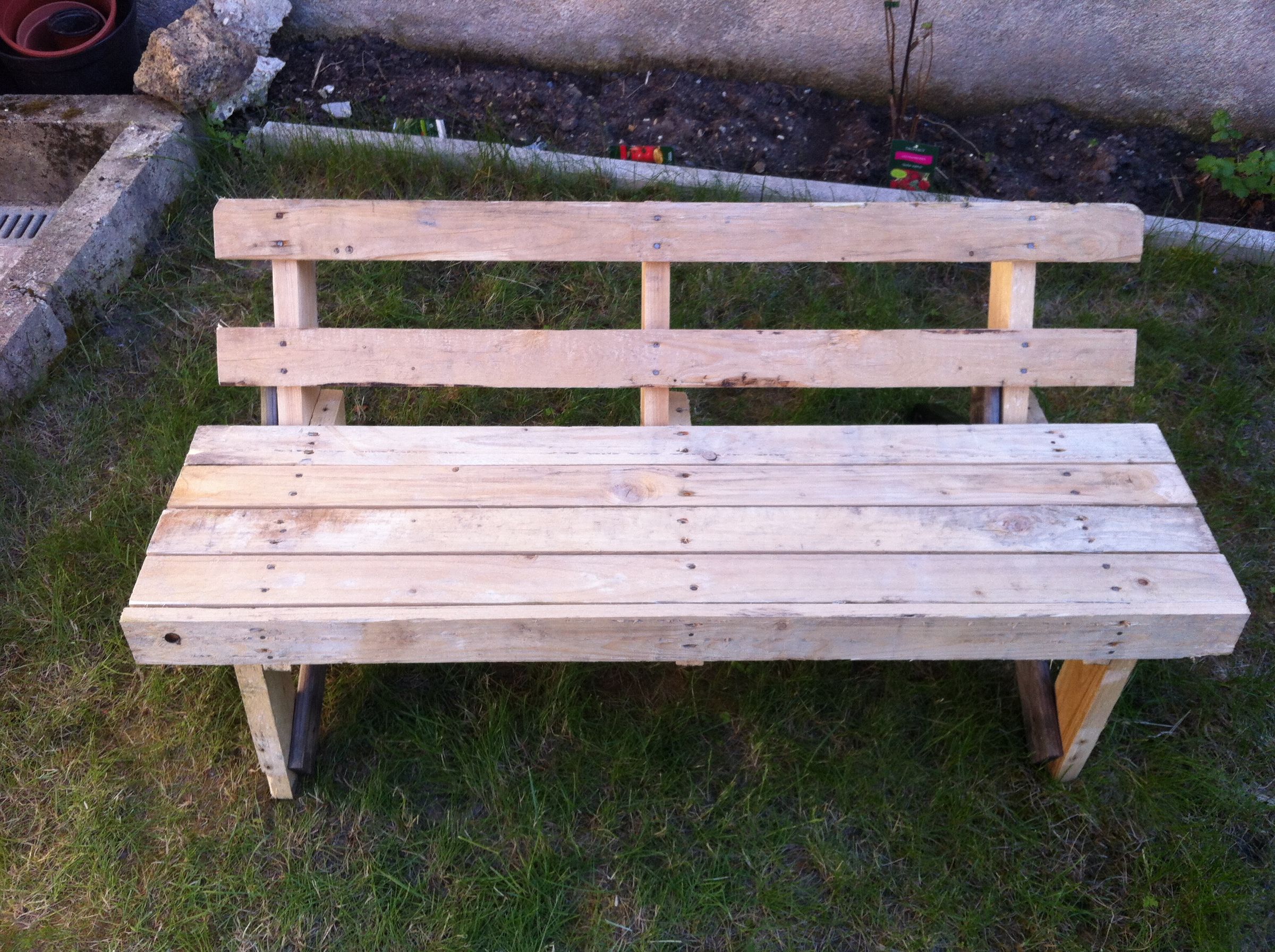 One Wood Pallet Garden Bench
