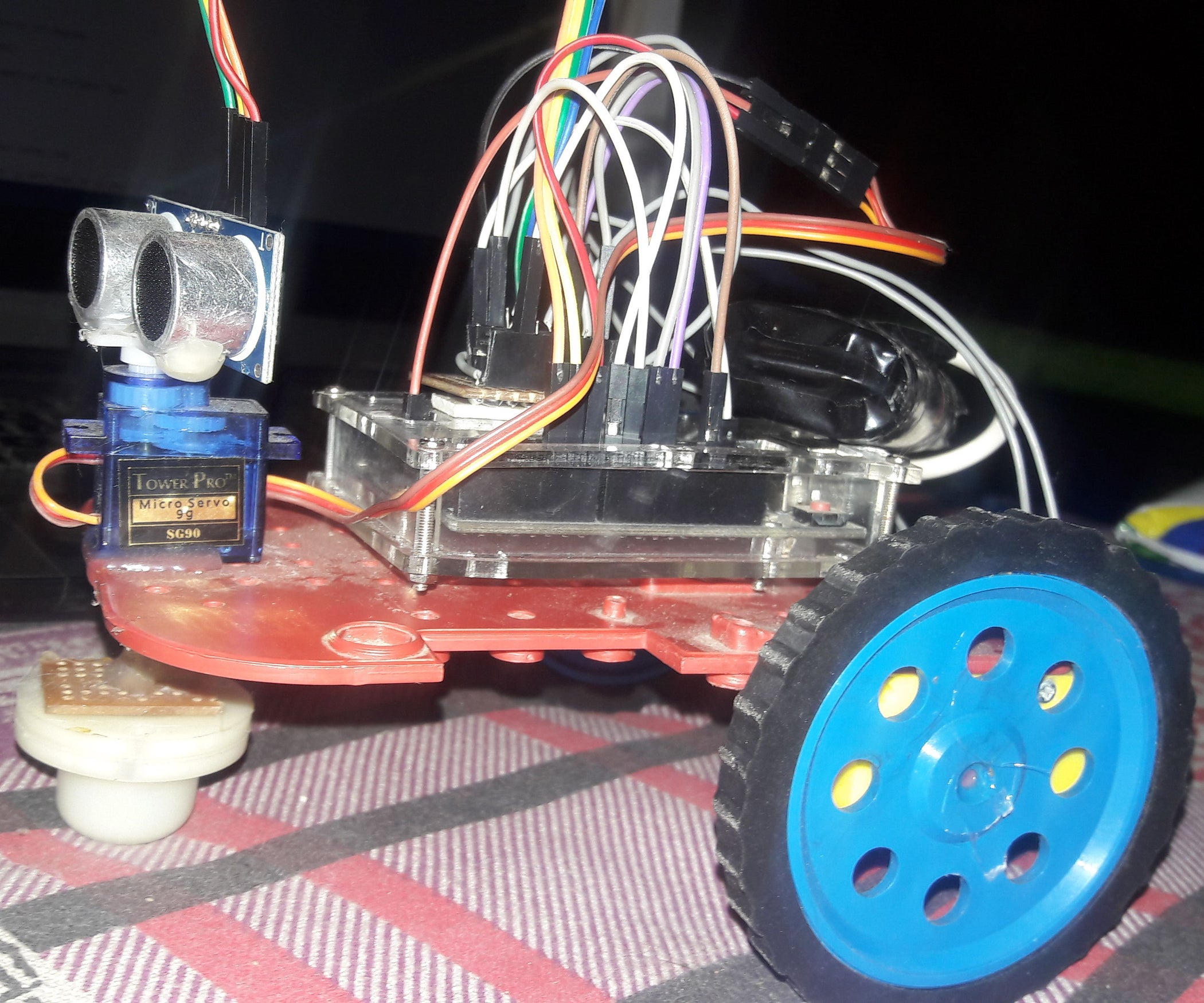 Utrasonic Avoidance Robot Using Arduino : 7 Steps - Instructables