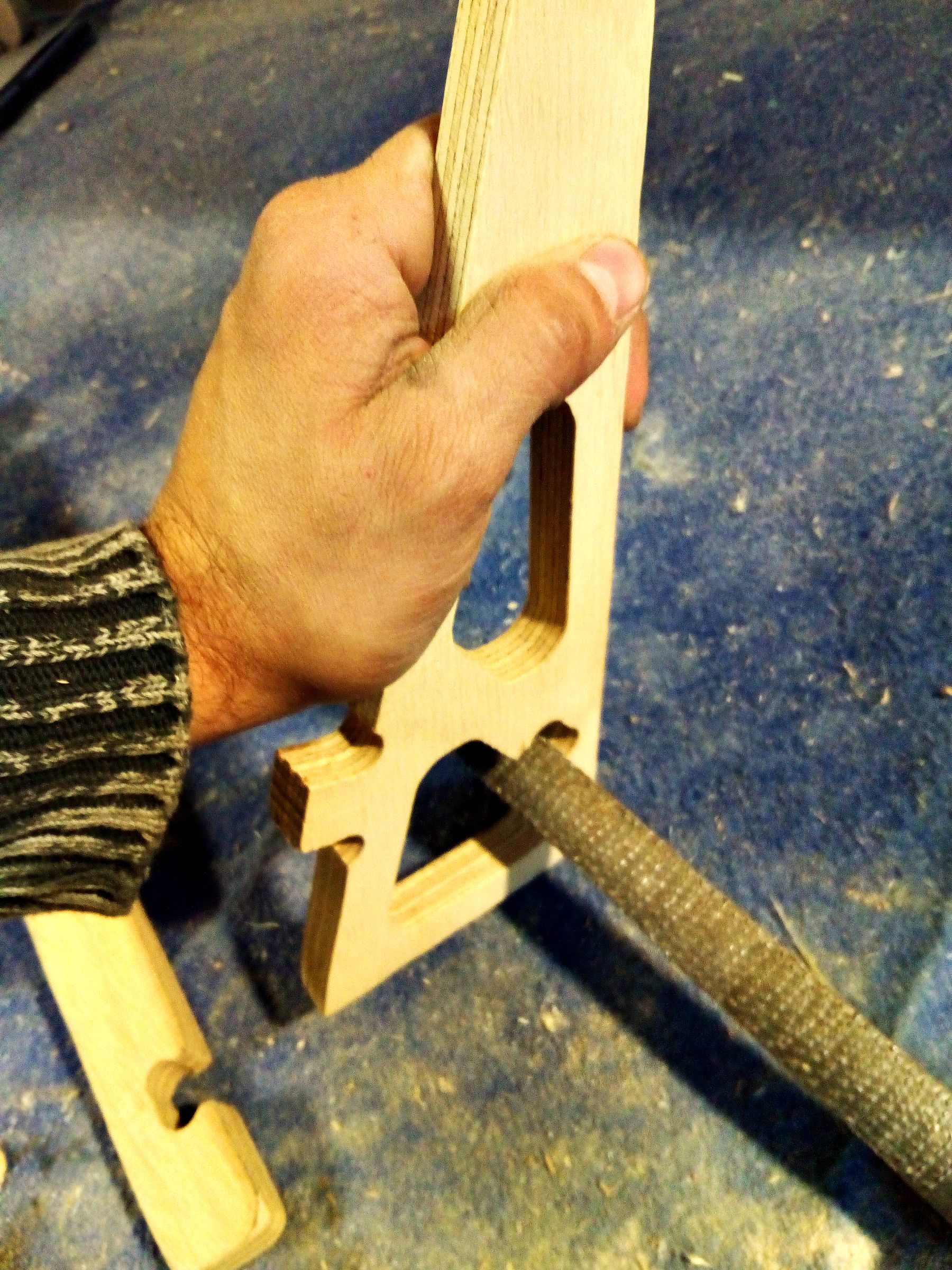 Plywood Laptop Stand 4 Steps Instructables