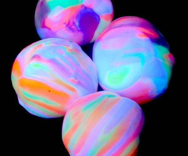 Glow-in-the Dark Bouncy Balls 